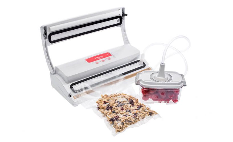 vacuum sealer with vacuum container