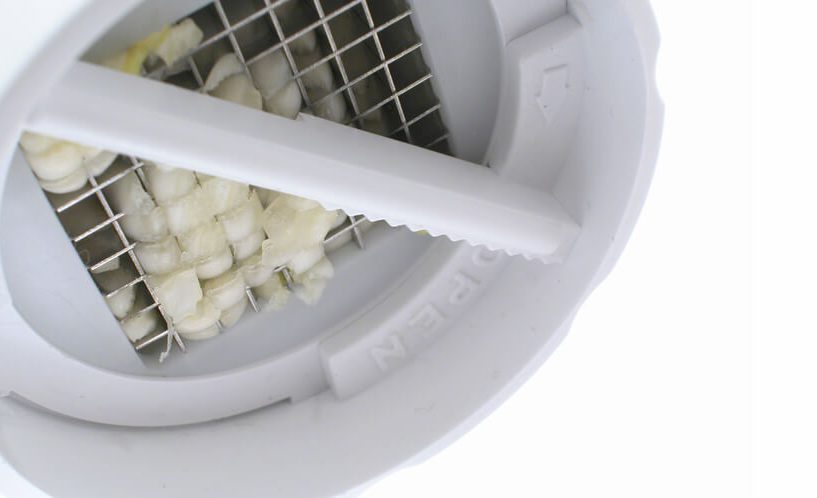 cut garlic
