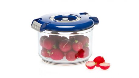 vacuum container for preserving freshness of food
