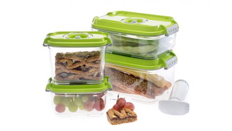 set of vacuum food containers