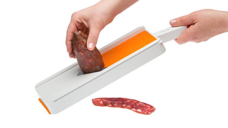 slicer for cured sausage