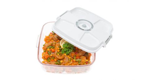 2-litre square container for marinating meat